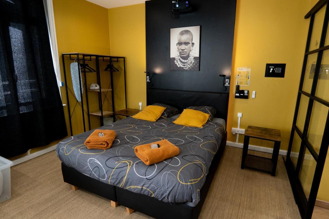 Capsule Premium Balneo & Home Cinema Valenciennes Exterior photo